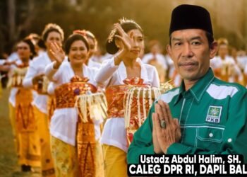 Ustadz Abdul Halim : Pakaian Adat Bali, Keunikan dan Keindahan Budaya Lokal