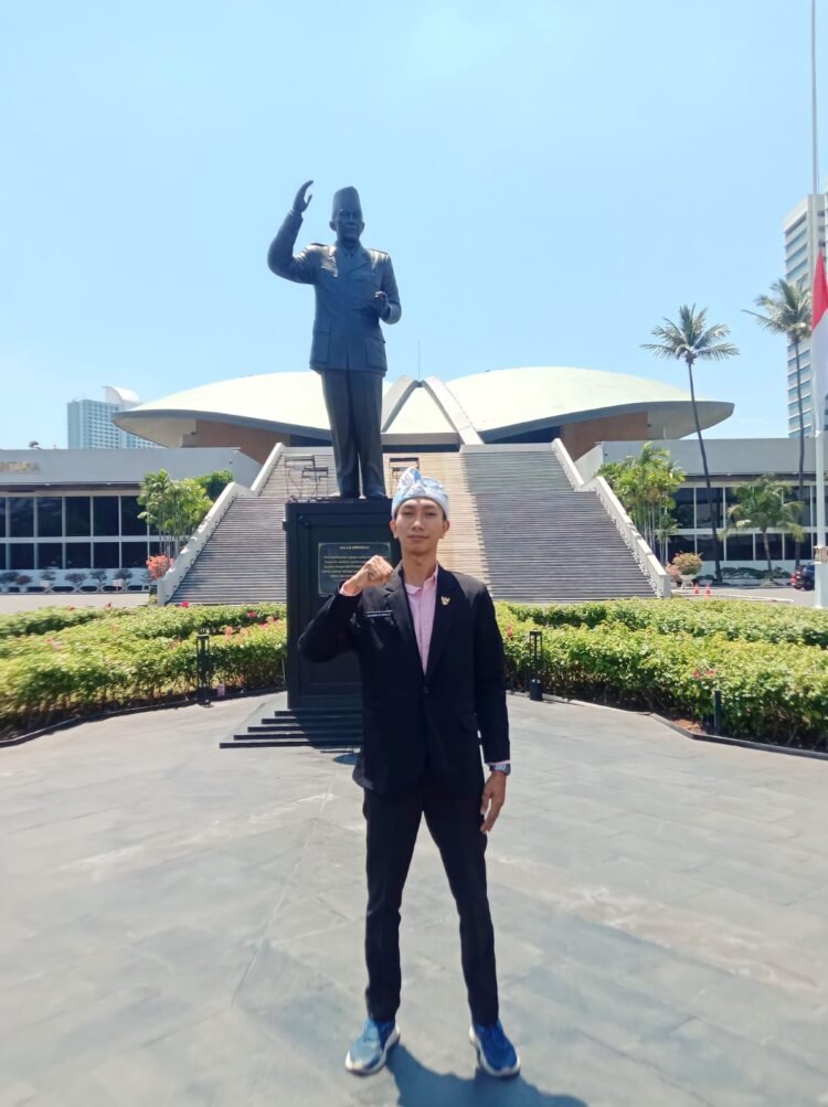 Caleg Muda Bali Kunjungi DPR RI dan DPP PKB di Jakarta