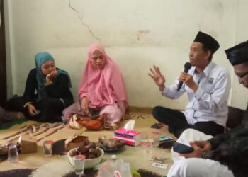 Konsolidasi Caleg DPR RI, Abdul Halim dan Caleg DPRD Kota Dapil Denpasar dengan Jamaah Muslimat NU Denpasar Barat
