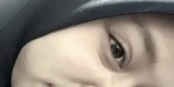 Peran Keluarga Dalam Membentuk Etika Dan Moral Anak